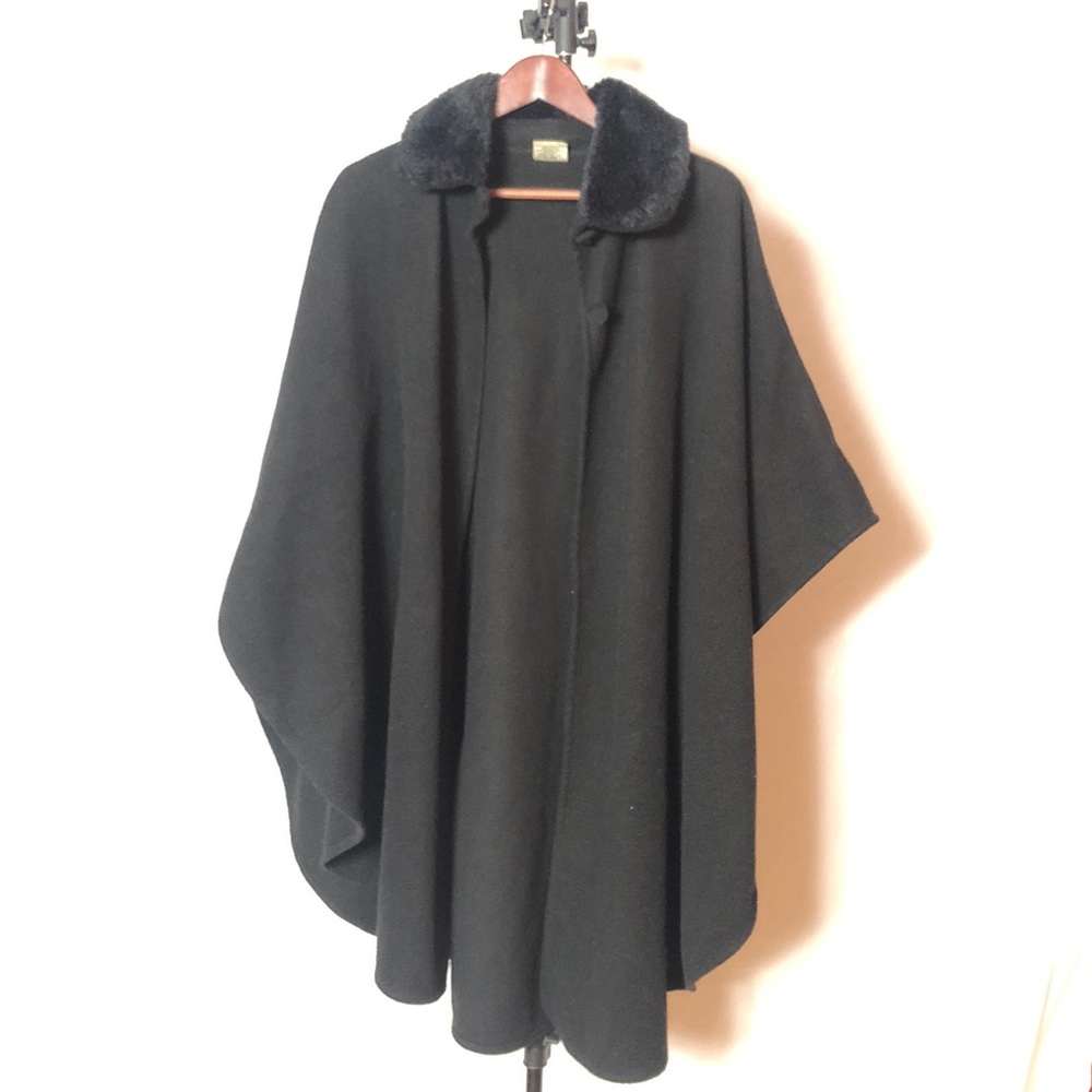 Preston & York Cape